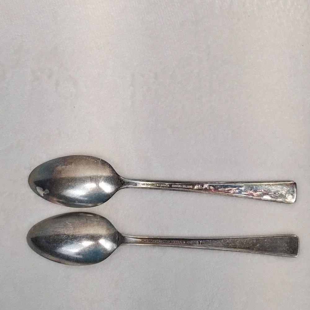 Vintage Silverware Spoons WM ROGERS MFG. CO EXTRA PLATE ORIGINAL ROGERS